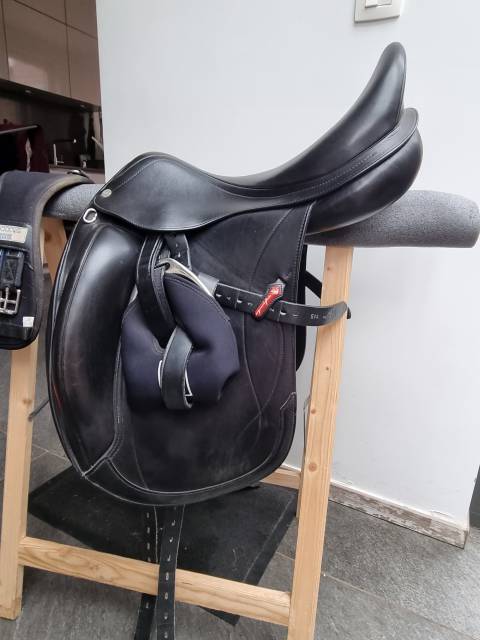 Sella da dressage Equipe  17" - 2018