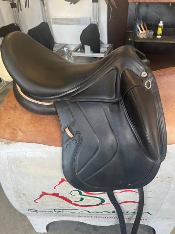 Sella da dressage CWD  18.5" - 2023