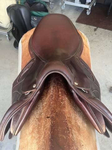 Sella da salto ostacoli Devoucoux  17.5" - 2016