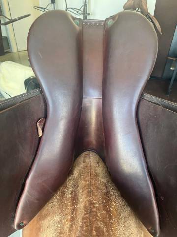 Sella da salto ostacoli Devoucoux  17.5" - 2016