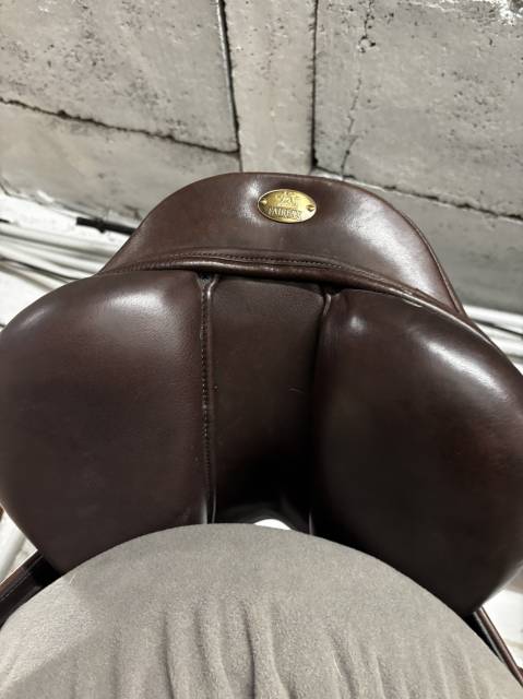 Sella da salto ostacoli  Fairfax  17" - 2018