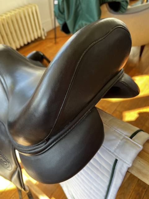 Sella da dressage Forestier  17.5" - 2023