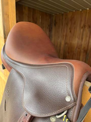 Sella mista Antar&egrave;s  17.5" - 2022