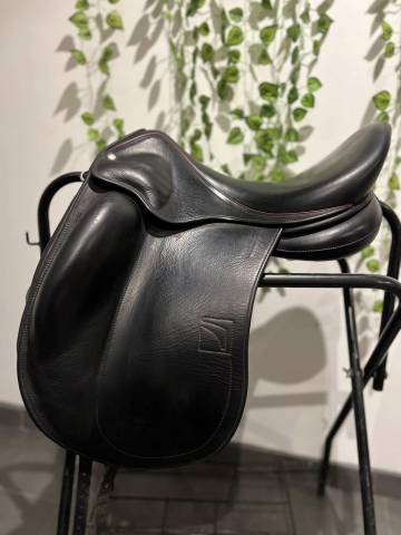 Sella da dressage Childeric  17.5" - 2020