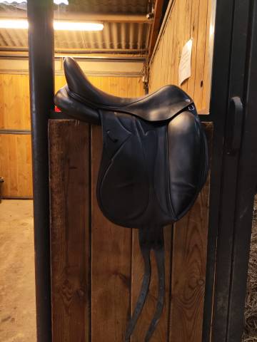 Sella da dressage Devoucoux  17.5" - 2017
