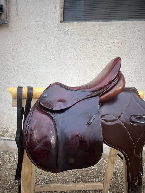 Sella da salto ostacoli Childeric  17.5" - 2014