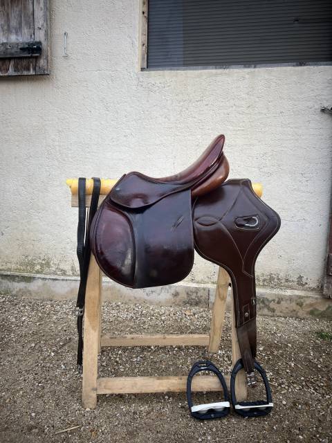 Sella da salto ostacoli Childeric  17.5" - 2014