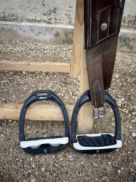 Sella da salto ostacoli Childeric  17.5" - 2014