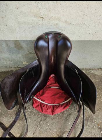 Sella da dressage Equipe  17.5" - 2015