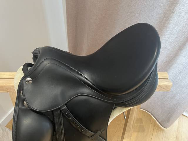Sella da dressage Erreplus Adeline 17" - 2018