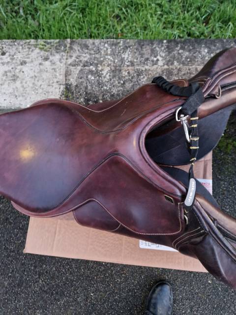 Sella da salto ostacoli Tattini  17.5" - 2020