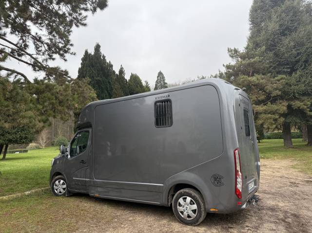 Van per Cavalli Krismar Krismar Renault master 180 cv 2021 Occasione