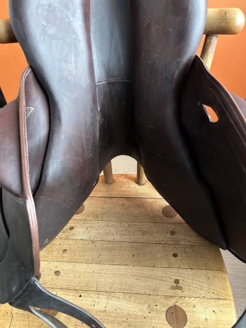 Sella da salto ostacoli Devoucoux  16.5" - 2012