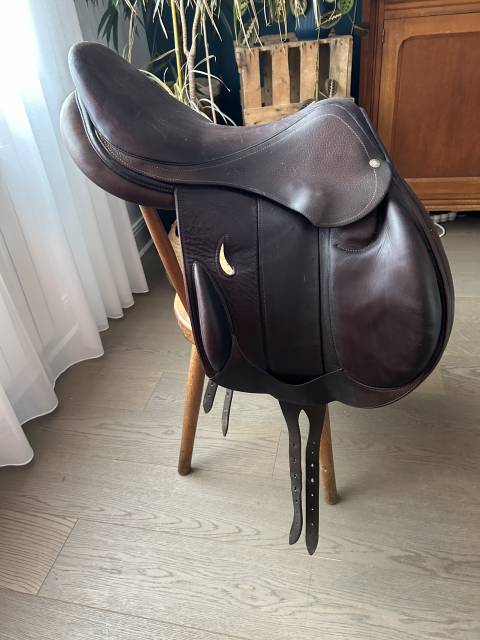 Sella da salto ostacoli Devoucoux  16.5" - 2012