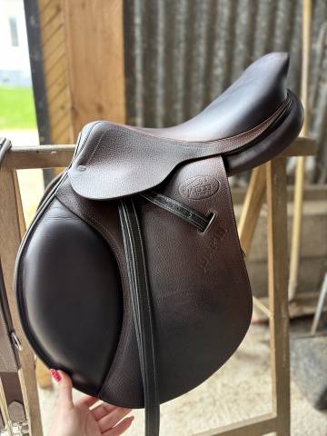 Sella da salto ostacoli Jump in SP2 17.5" - 2023