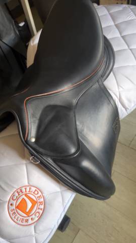 Sella da dressage Childeric  17.5" - 2019