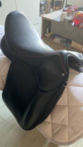 Sella da dressage Childeric  17.5" - 2019