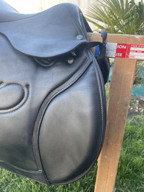 Sella da salto ostacoli Time Rider  17" - 2018