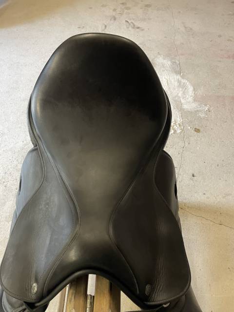 Sella da salto ostacoli Time Rider  17" - 2018