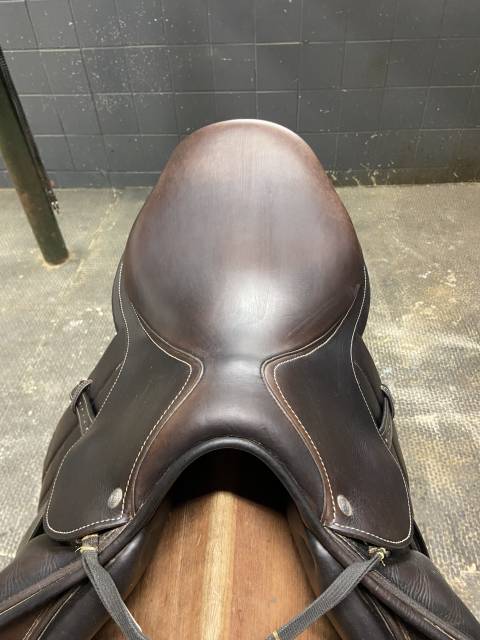 Sella da salto ostacoli Forestier  17.5" - 2023