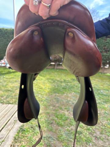 Sella da salto ostacoli Antarès obstacle 17" - 2006