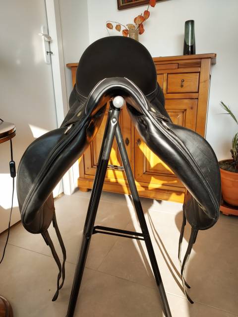 Sella da dressage Devoucoux  17.5" - 2016