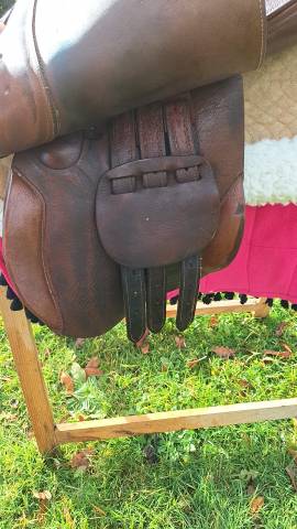 Sella da dressage   17" - 2020