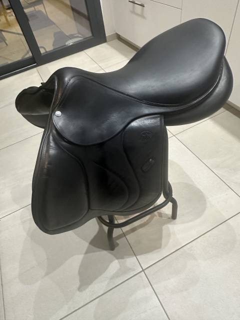 Sella da salto ostacoli Devoucoux  18.5" - 2020