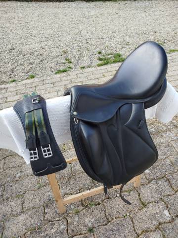 Sella da dressage Devoucoux  18" - 2004