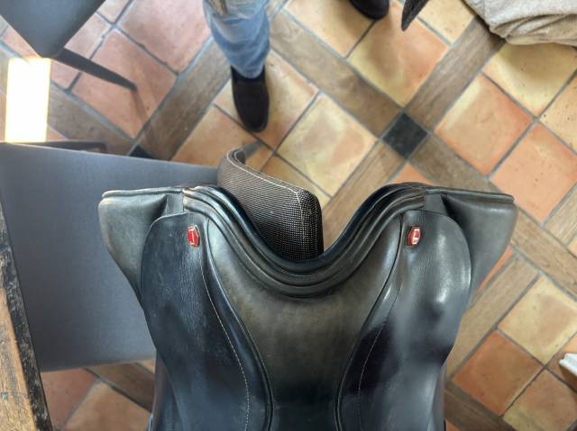 Sella da dressage Albion  17.5" - 2016