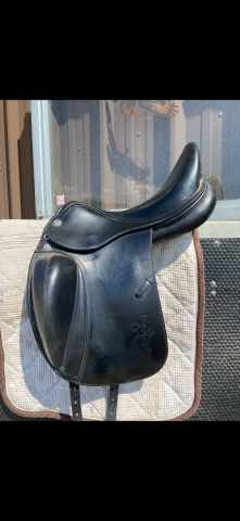 Sella da dressage Prestige Italia  17" - 2022