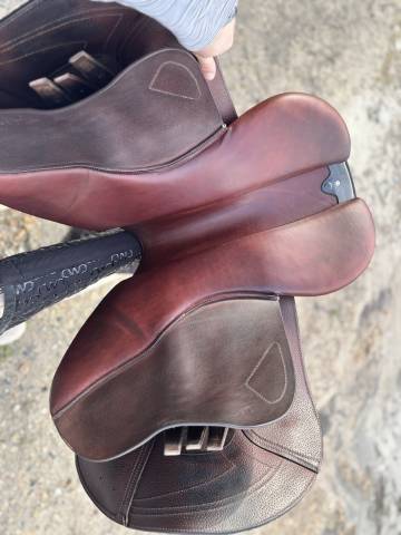 Sella da salto ostacoli CWD SE28 17.5" - 2022