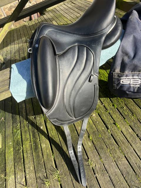 Sella da dressage GBS  17" - 2023