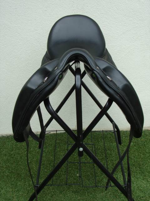 Sella da dressage Devoucoux  17" - 2015