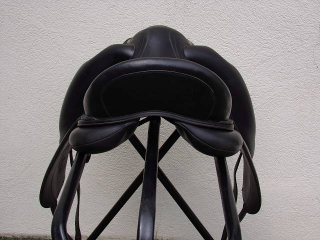 Sella da dressage Devoucoux  17" - 2015