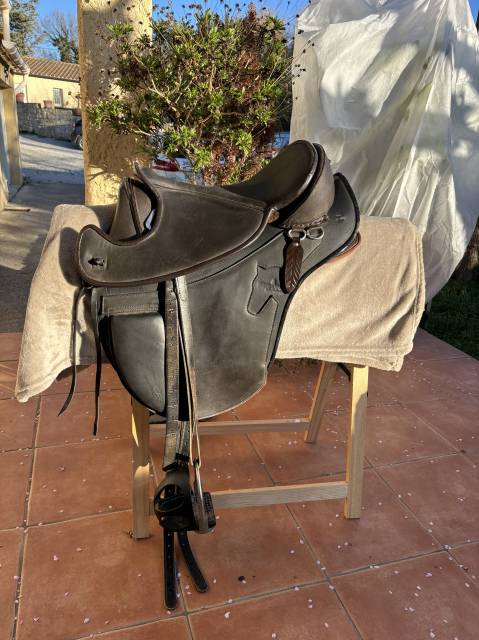 Sella da trekking Barefoot   17" - 2022