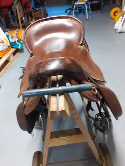 Sella da trekking Guichard Monsegur  classic II 16" - 2015