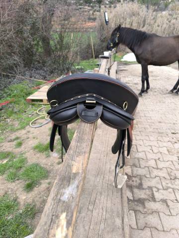 Sella da vaquera Zaldi  17" - 2024