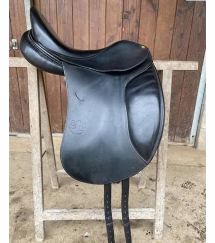 Sella da dressage Delgrange  17.5" - 2009