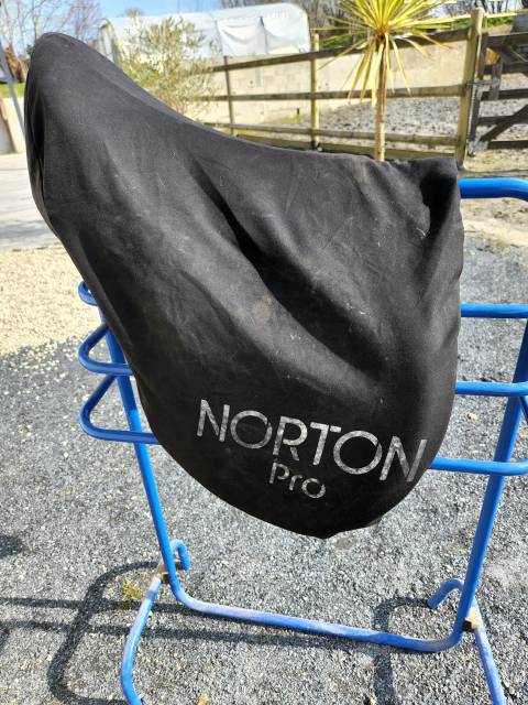 Sella mista Norton  17" - 2022