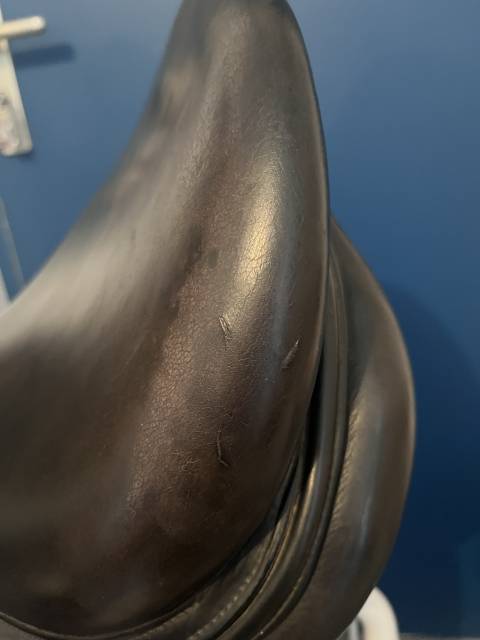 Sella da dressage Devoucoux  17" - 2002