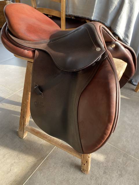 Sella da salto ostacoli CWD  16.5" - 2016