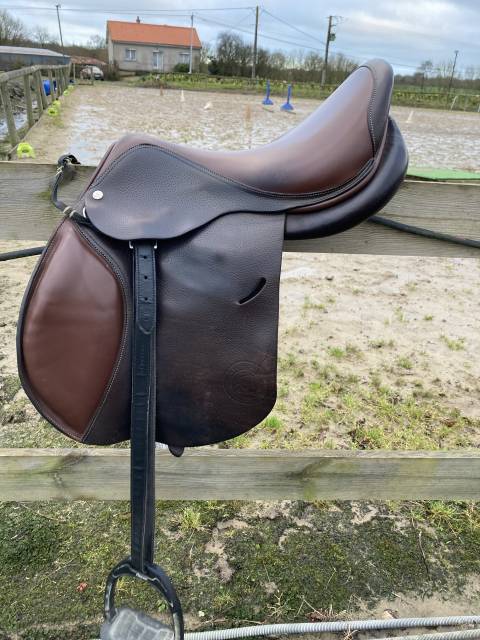 Sella da salto ostacoli Forestier Club 17" - 2019