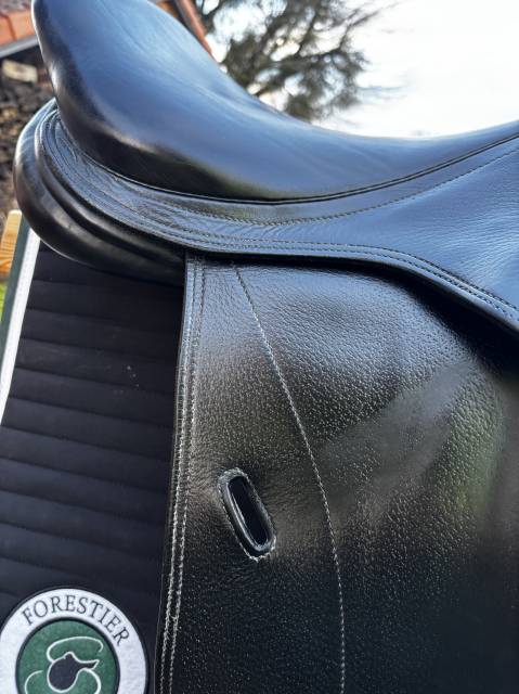Sella da dressage Forestier  17" - 2001