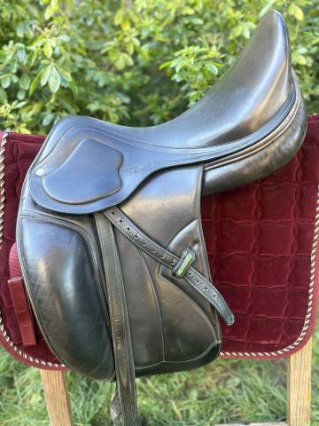 Sella da dressage Amerigo Pinerolo 17.5" - 2019
