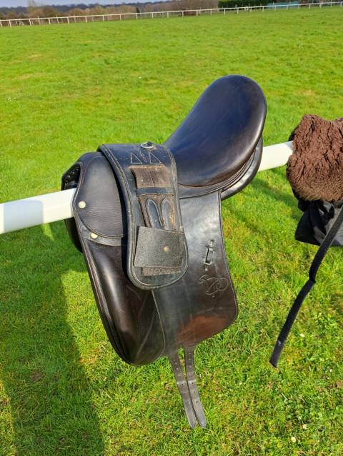 Sella da dressage Brunet-Pineau  17.5" - 1995