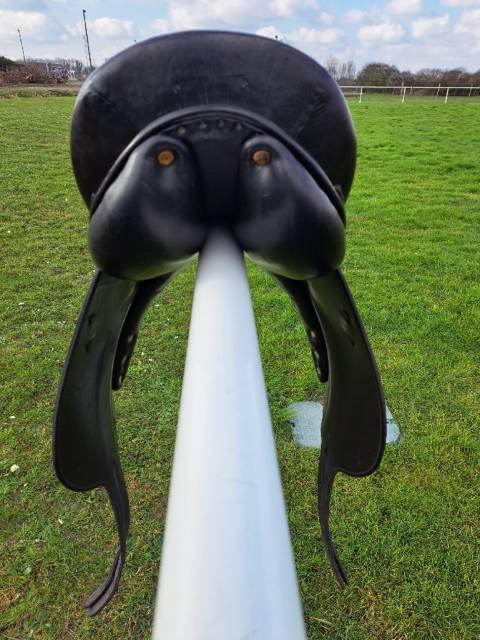 Sella da dressage Brunet-Pineau  17.5" - 1995