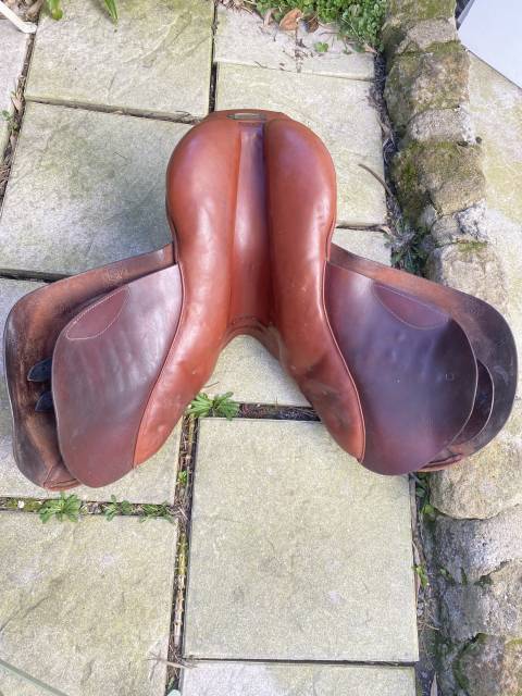 Altra sella Stubben  17.5" - 2013