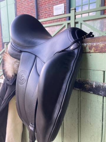 Sella da dressage Forestier  17.5" - 2021