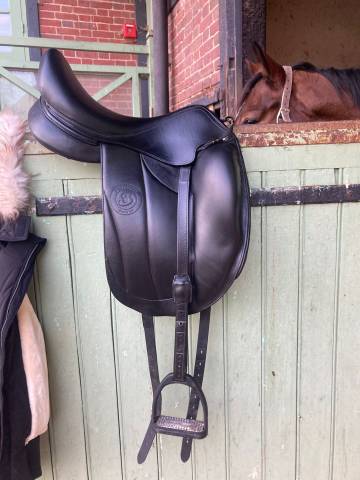 Sella da dressage Forestier  17.5" - 2021